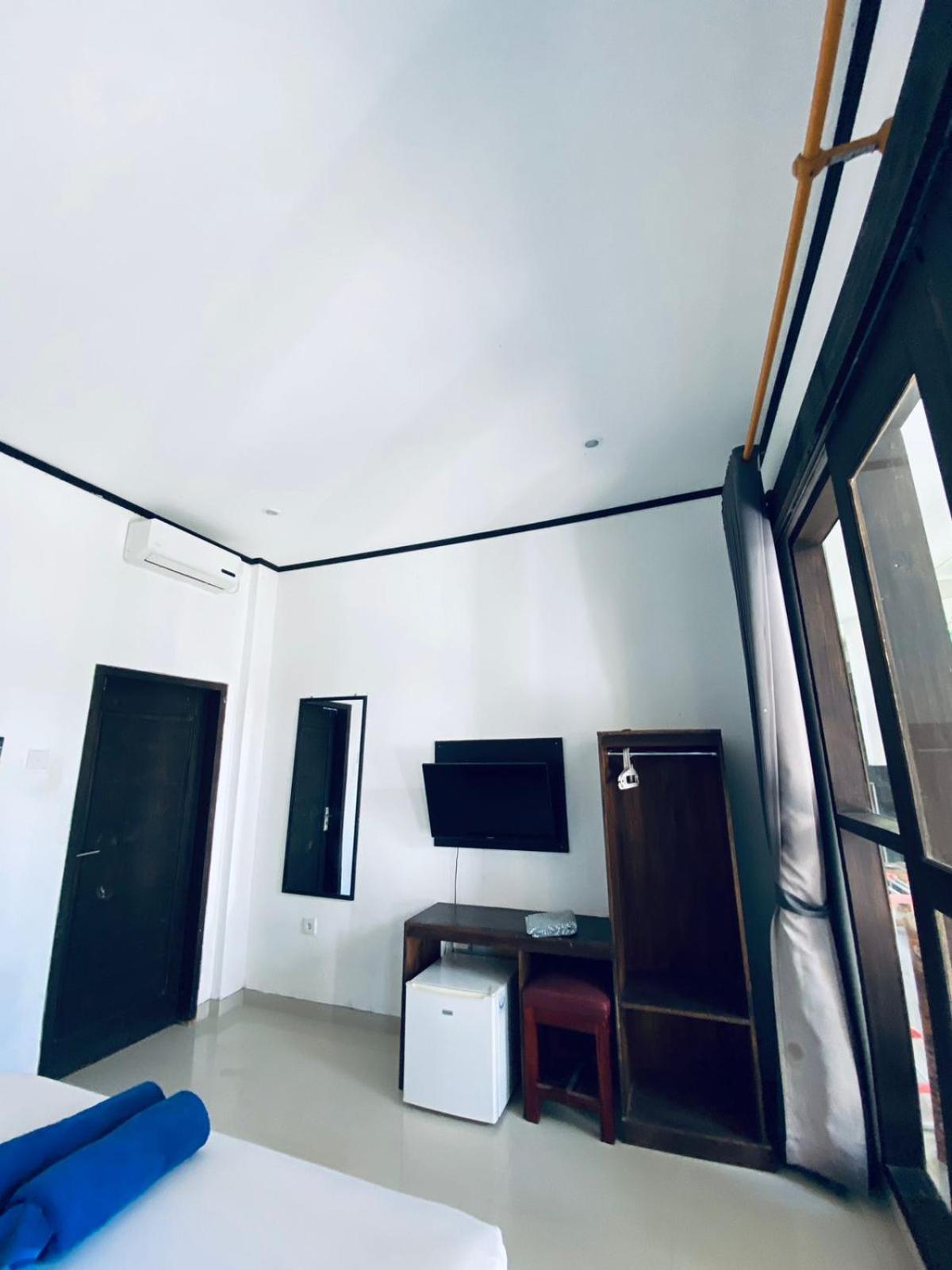 Akalanka Homestay Джили Трауанган Екстериор снимка